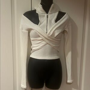 Maniere De Voir Cream Ribbed Off-Shoulder Top size 6